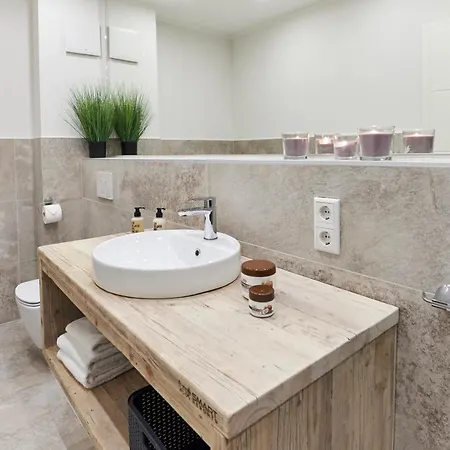 Smart Haus Azur 808 Apartment *